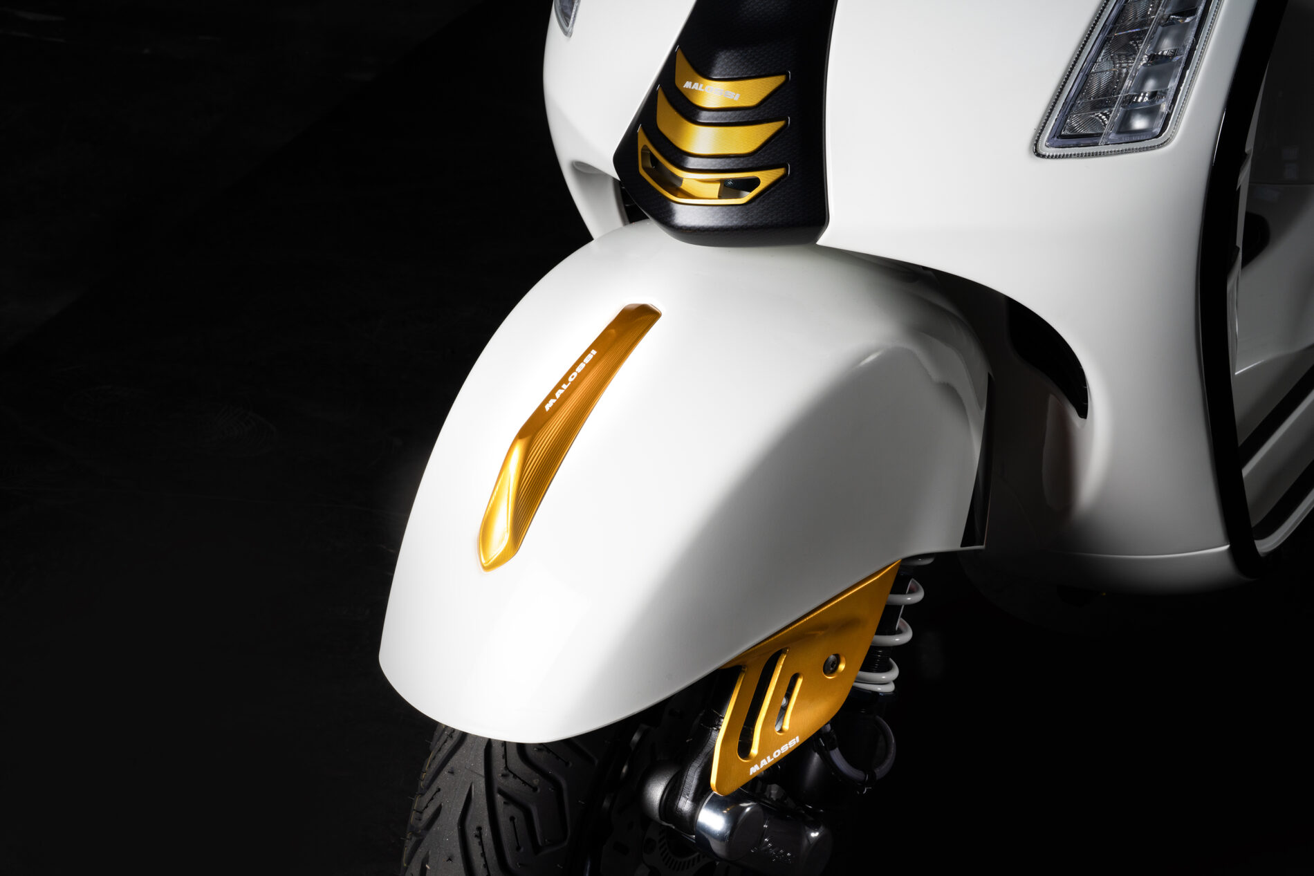 https://www.malossi.com/en/blog/discover-the-new-malossi-style-accessories-for-vespa-gts-310/